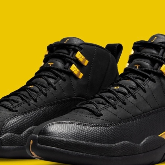 Jordan’s size 6.5 Y